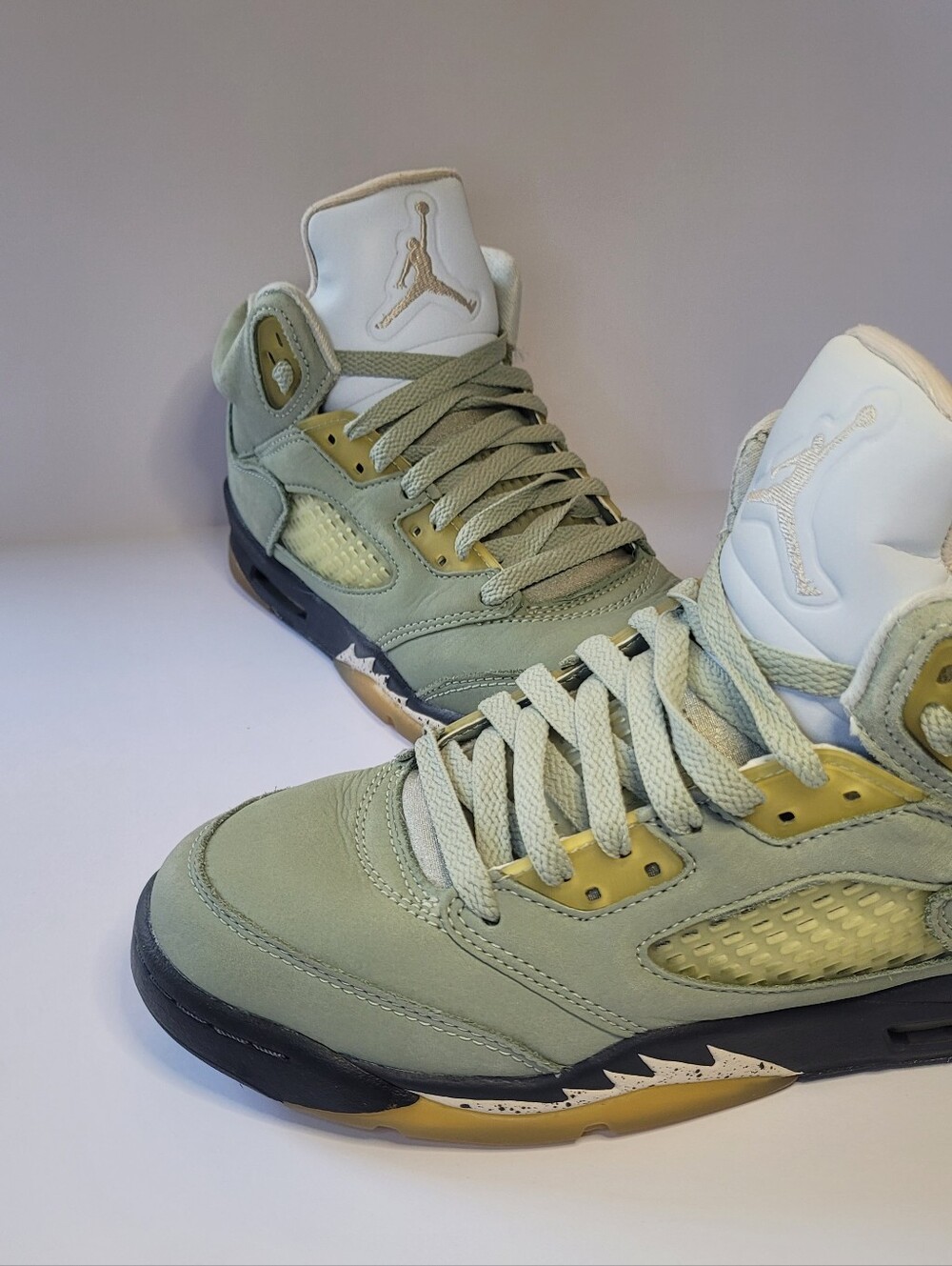 Nike Air Jordan 5 Retro GS 'Jade Horizon' Size 6Y (Women's 7.5)